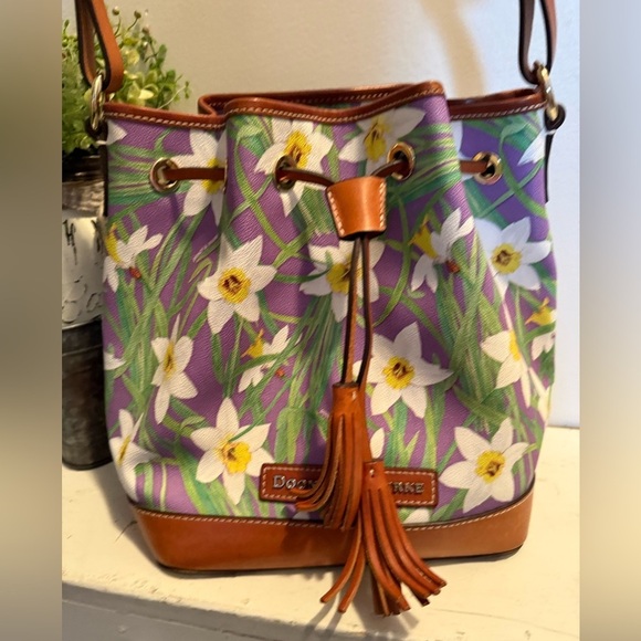 Dooney & Bourke Handbags - Dooney & Bourke Lavender Daffodil Botanical Collection Drawstring Purse